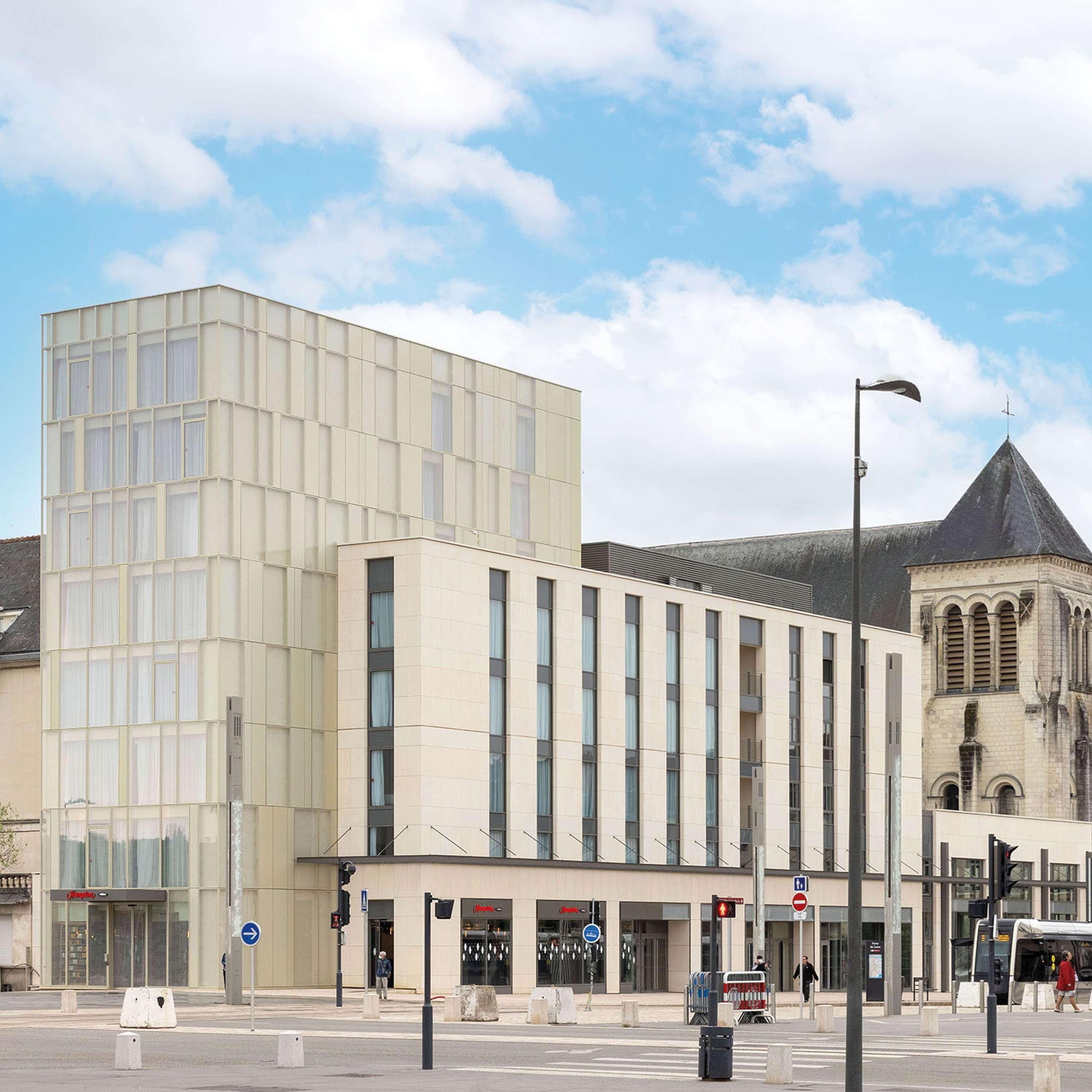 Hampton By Hilton Tours Centre, France Hotel ภายนอก รูปภาพ