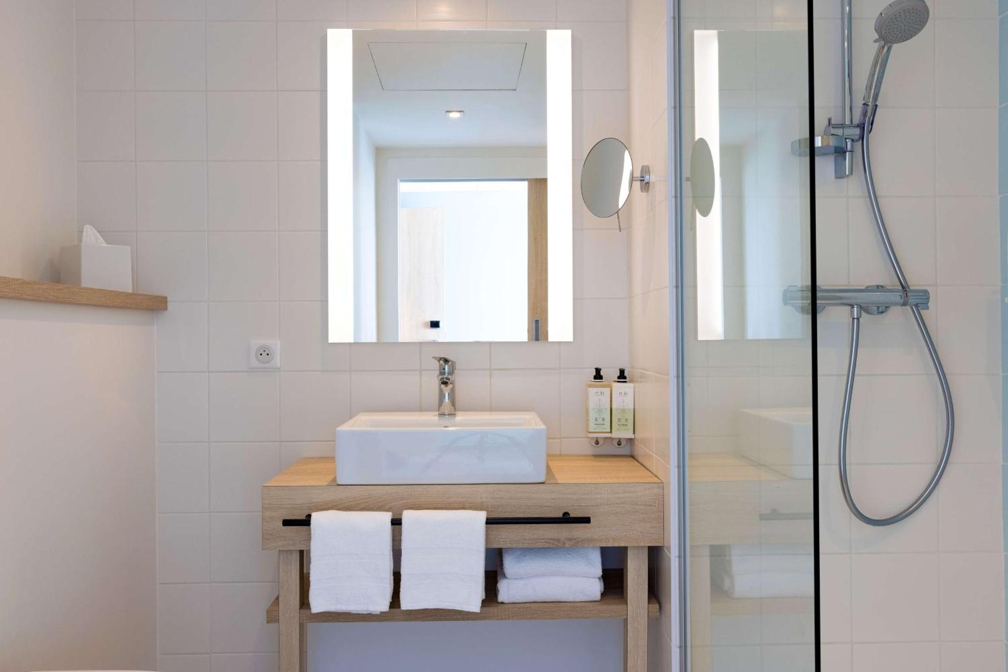 Hampton By Hilton Tours Centre, France Hotel ภายนอก รูปภาพ